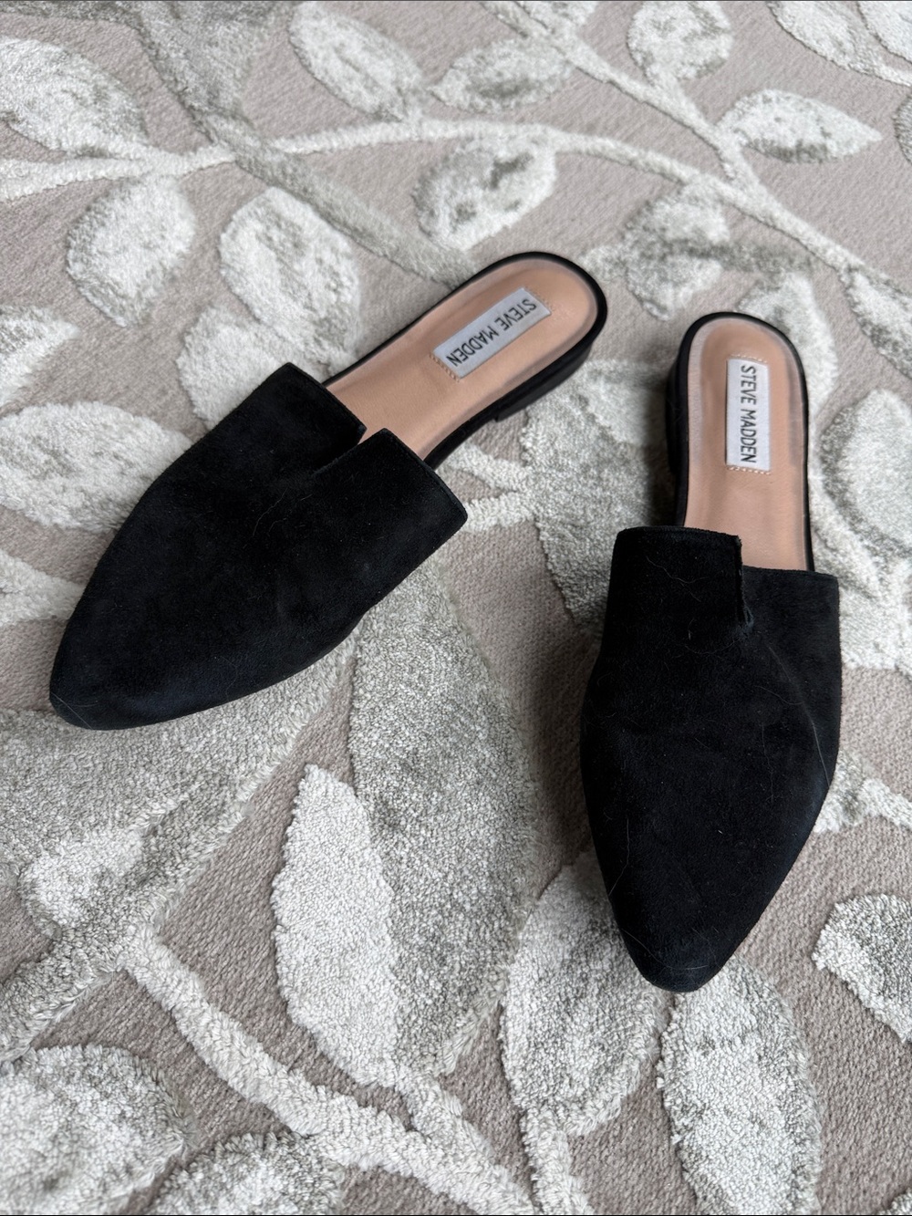 Steve Madden Black Suede Pointed Toe Slip-On Mules
